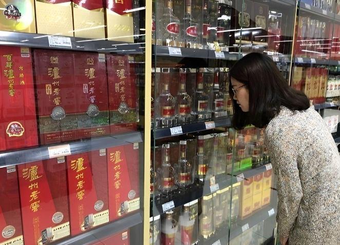 十大价格亲民的纯粮白酒列表,推荐几款价格不高的纯粮白酒