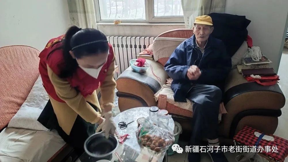 【情暖惠民】慰问独居老人、政策宣传、法律咨询……这些社区的活动很暖心