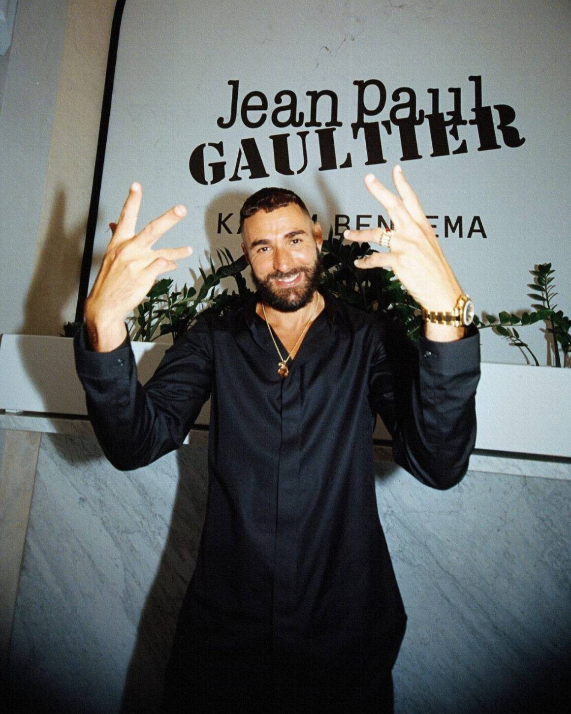 本泽马金球奖颁奖典礼完整版,本泽马金球奖颁奖典礼过程