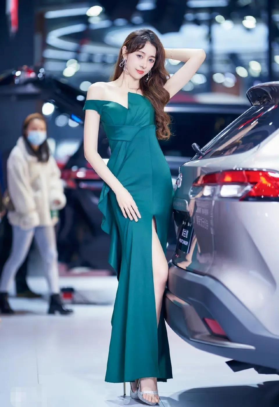 最有亲和力的车模,有亲和力车模