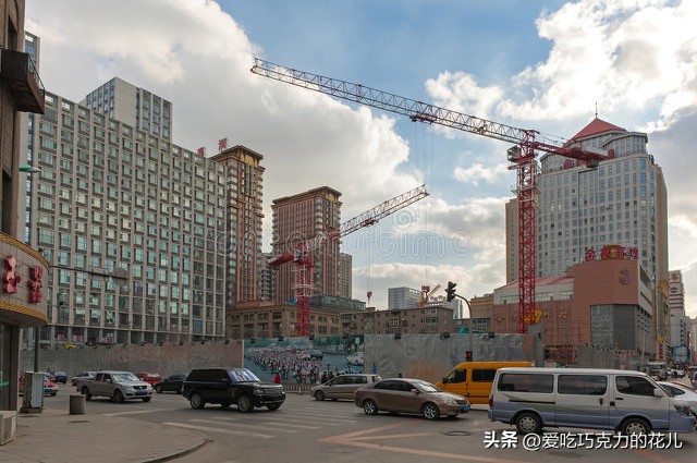 房子70年产权到期后成危房怎么办,房子到70年产权后怎么处理