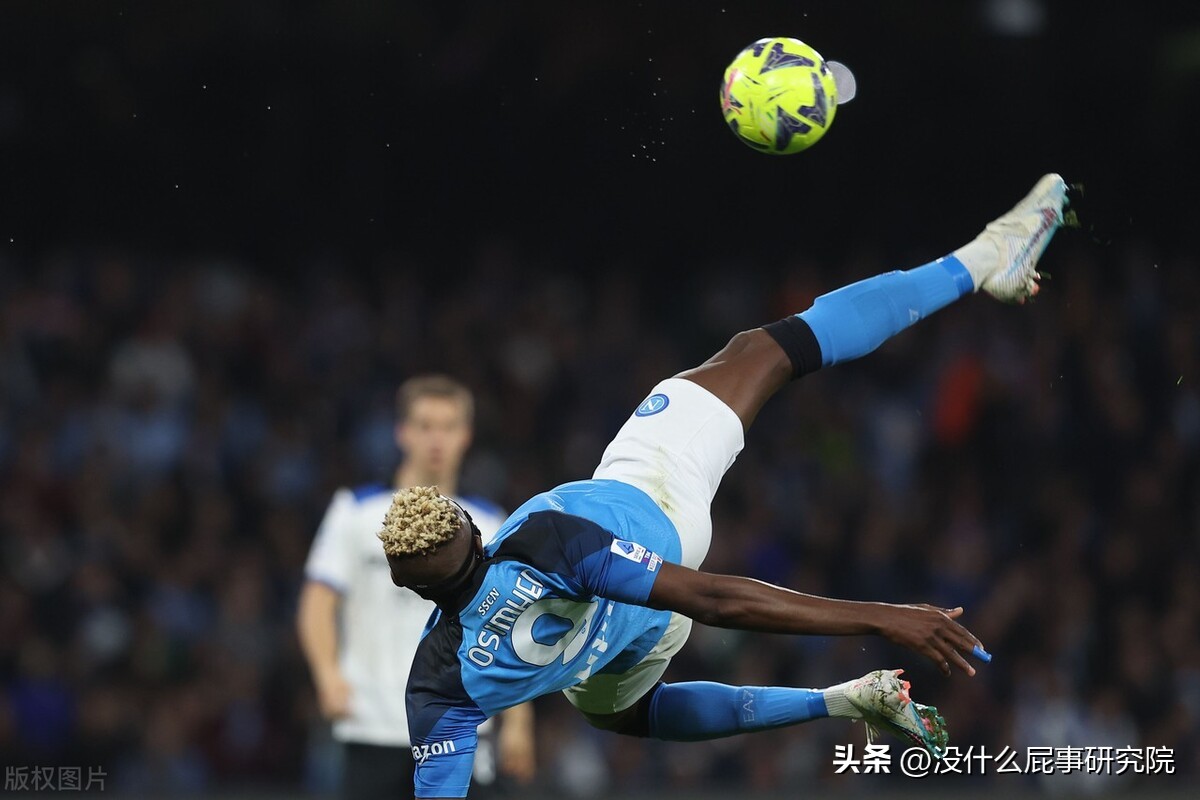 马拉多纳19岁连过五人,2021马拉多纳