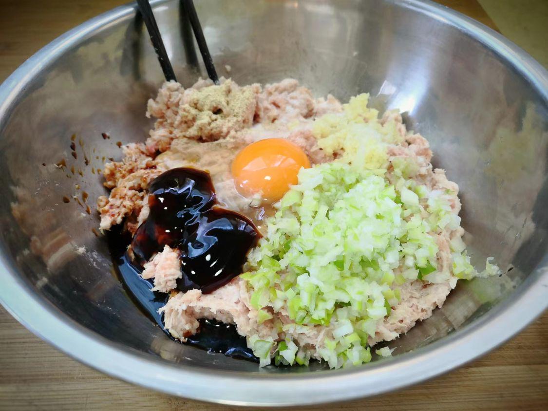 纯白萝卜韭菜饺子馅怎么调馅最好,白菜韭菜萝卜丝饺子