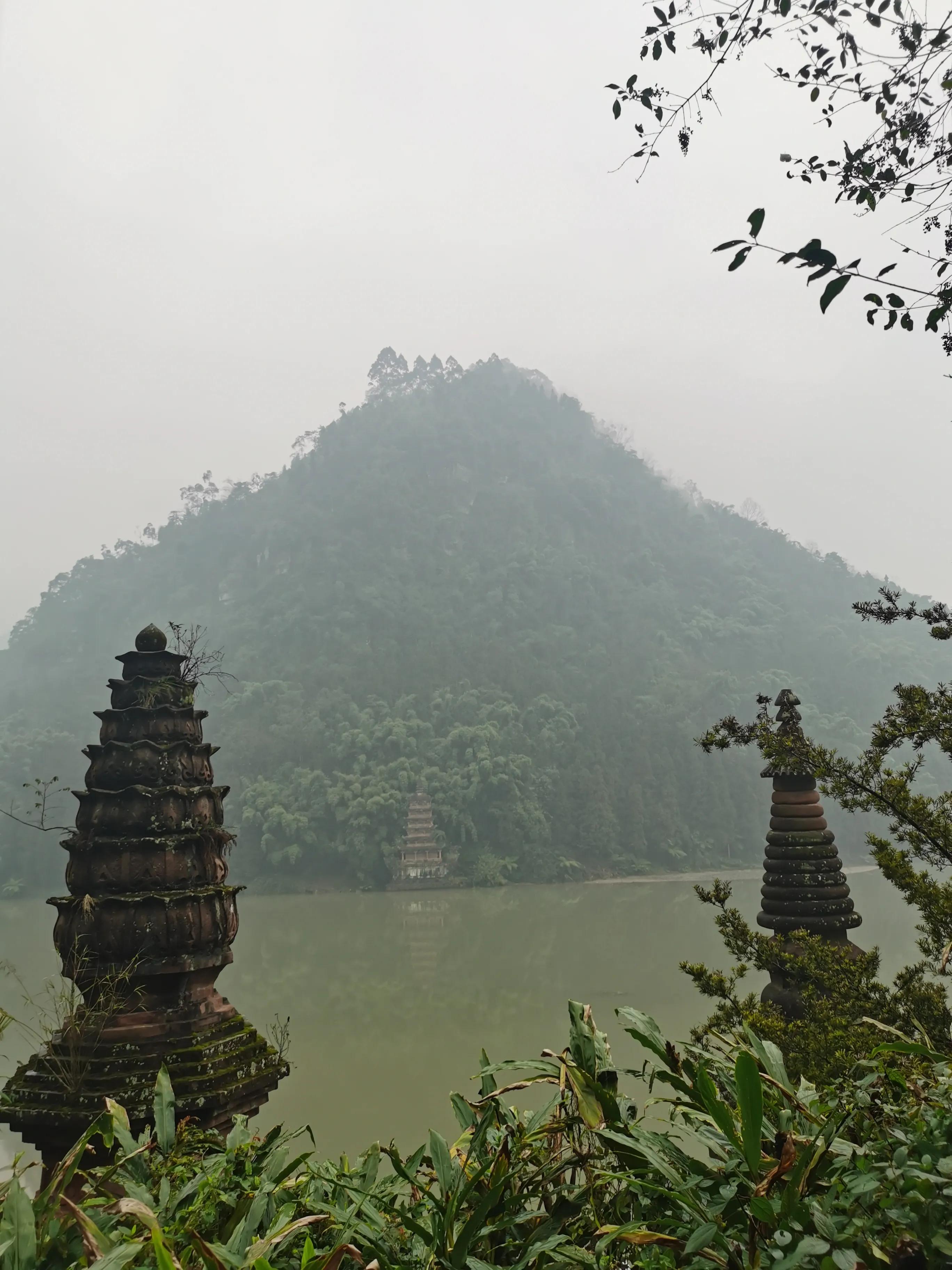一座遗落在甘加秘境的千年古城,一座历尽了沧桑的古城