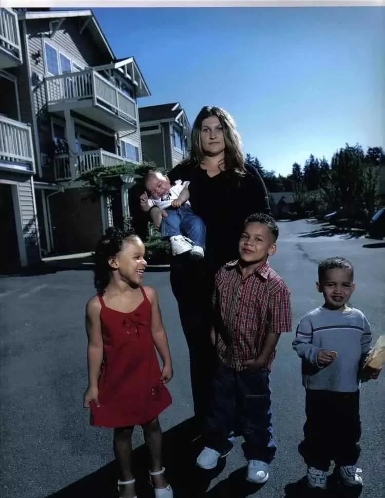 荒诞:鉴定结果出来,儿子和我不匹配,但他确定就是我亲儿子