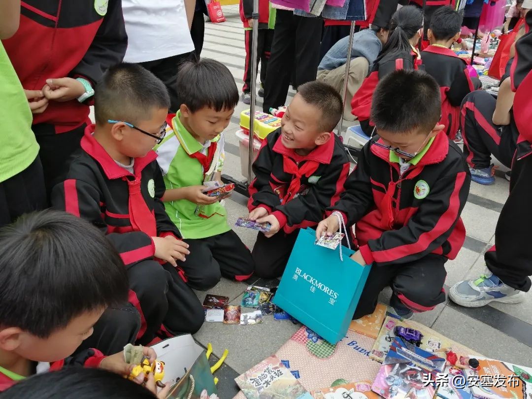 旧物再利用变废为宝,小学生旧物改造变废为宝