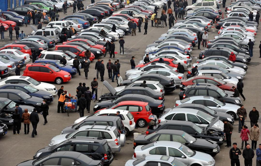 减震器4年漏油需要更换吗,减震器是不是不漏油也会坏