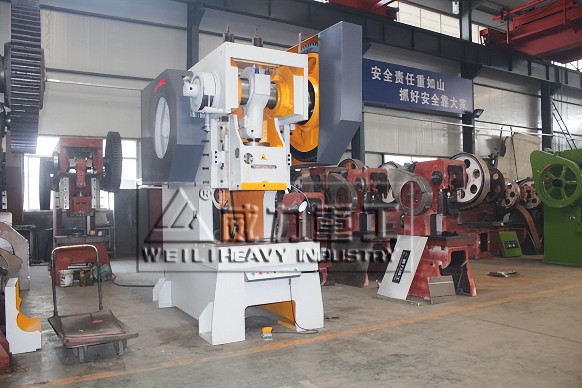 液压冲床和气压冲床哪个好用,液压冲床机械冲床哪个压力大