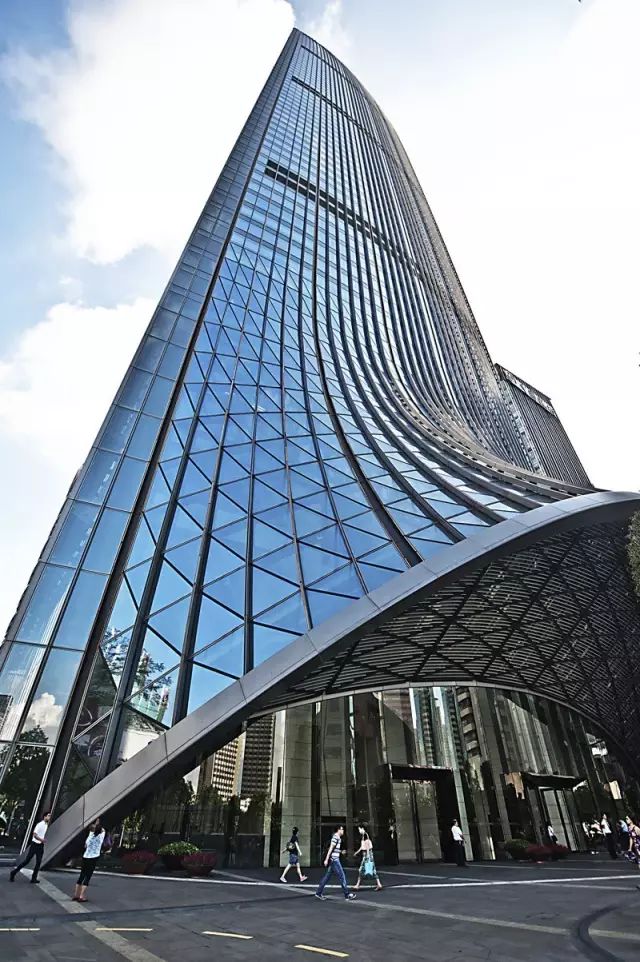 以做生意为由实则诈骗被判刑,微信美女创业骗局