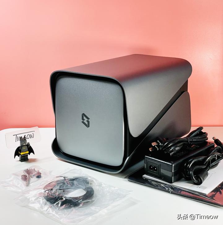 小白的NAS鸟枪换炮从小米升级到极空间z4