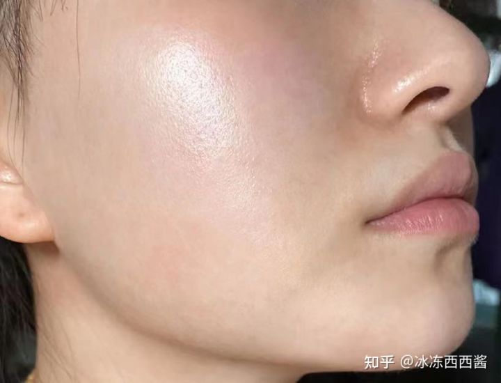 分享！吃黑芝麻皮肤会变好？常吃哪些食物会让人的皮肤越来越好？