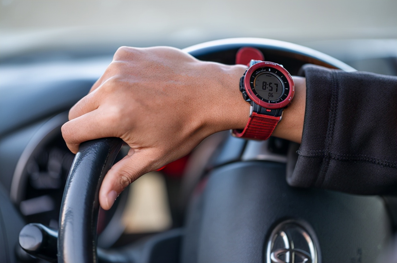 无限风光的旅途与腕上无限可能的碰撞PRO TREK助我轻装*藏西**摄影行