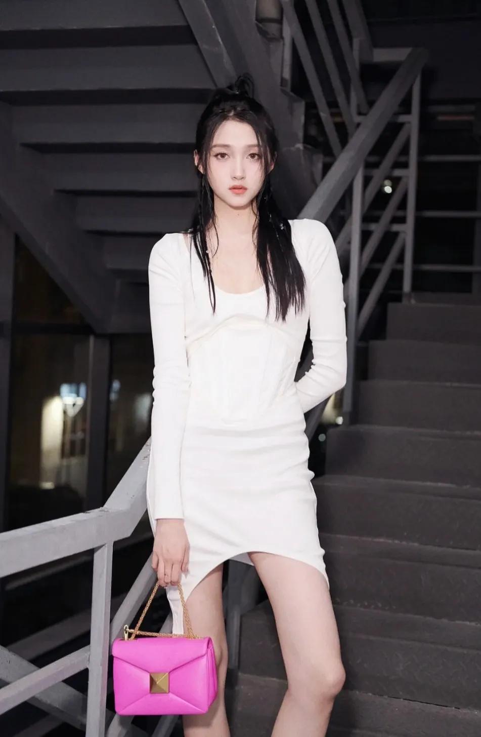 关晓彤大合集,关晓彤搞笑合集