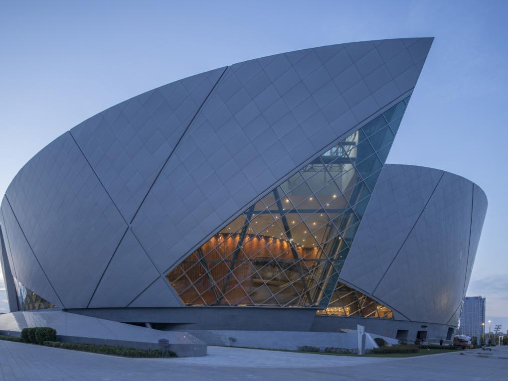 信阳体育运动中心,信阳奥林匹克体育中心