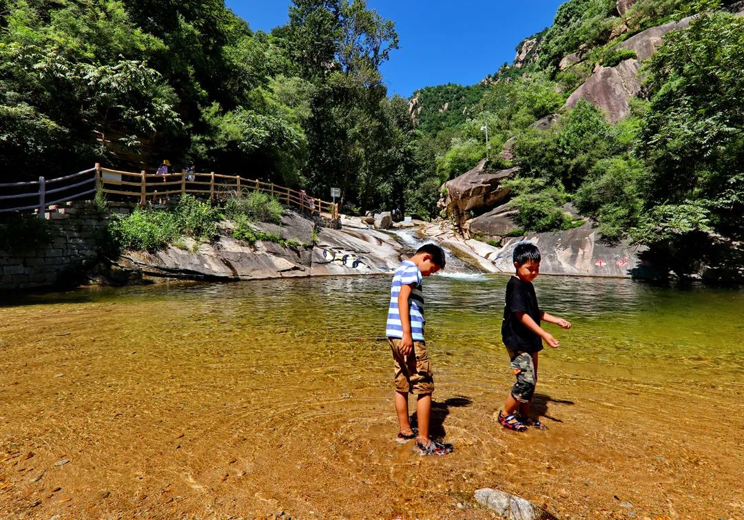 密云黑龙潭风景区开园啦，去赏最美6月天！