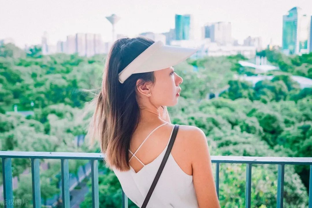 浅色头发染发怎么染,染发怎么染避免头发干枯毛躁