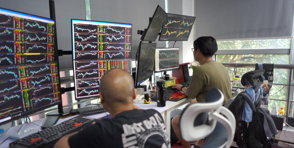 股票和期货交易技巧,期货交易受股票大盘影响吗