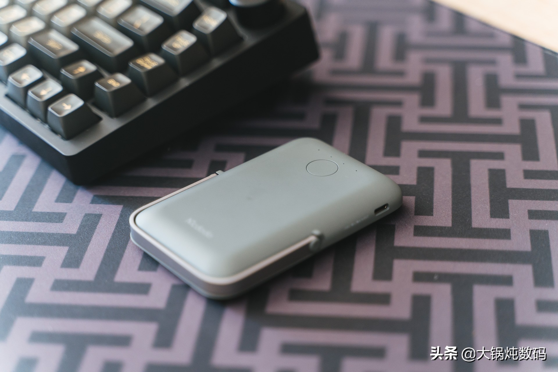 麦多多苹果磁吸无线充电宝,麦多多的无线充电宝好吗