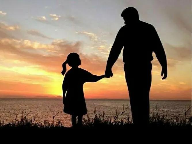 父亲父爱,父爱是父亲的什么行为