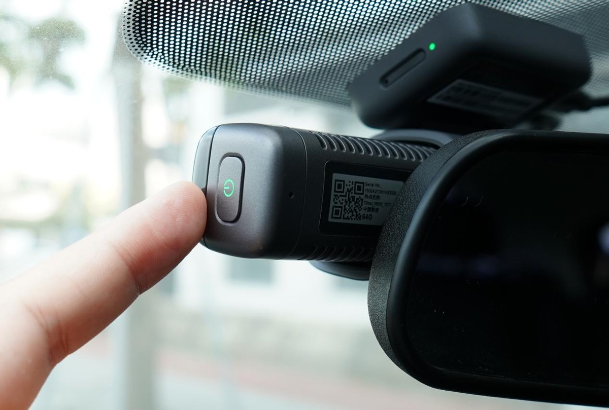 70迈m500行车记录仪辅助驾驶,360行车记录仪300k升级版和70m500