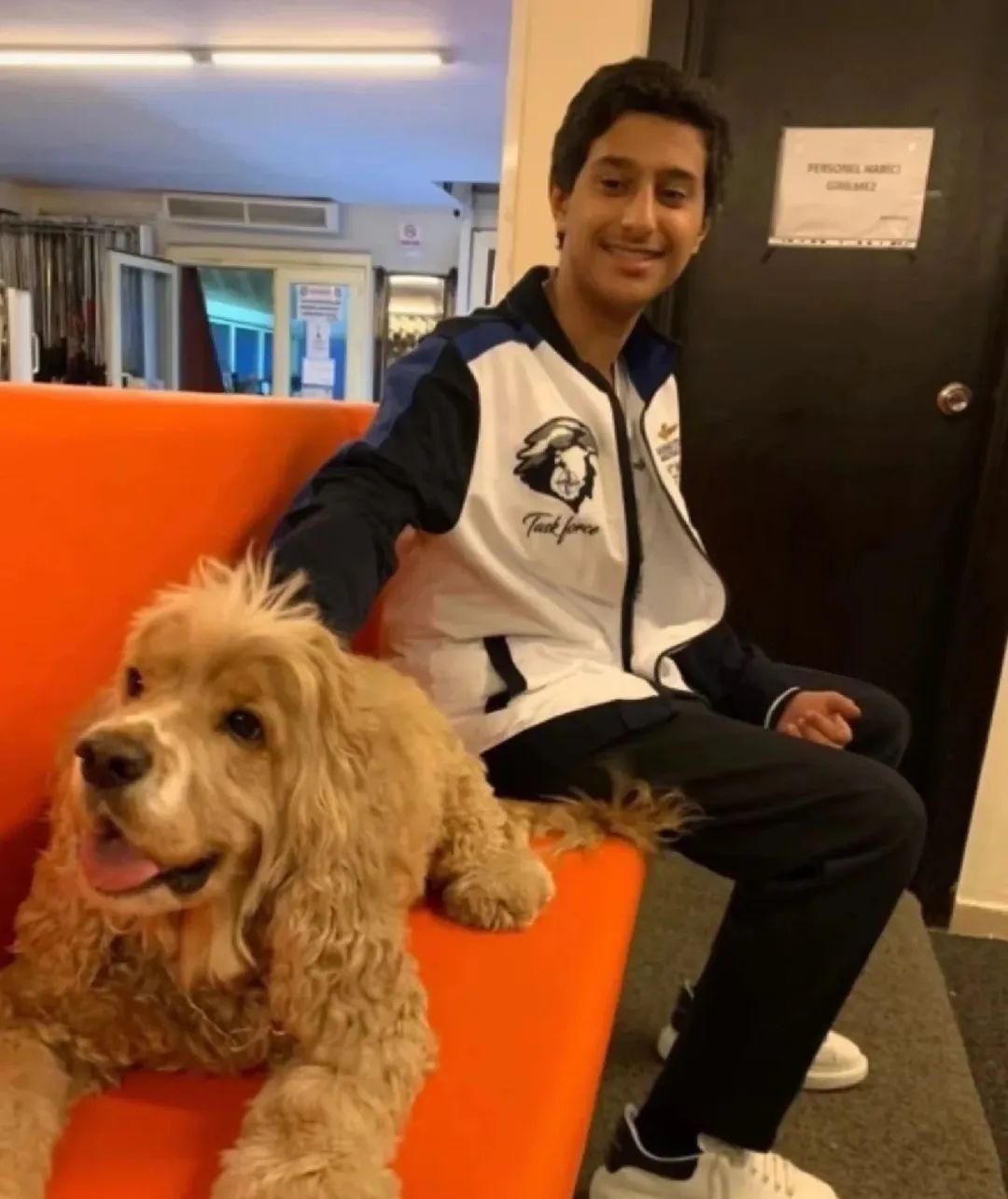 当卡塔尔王子入驻抖音后,卡塔尔王子抖音是真的吗