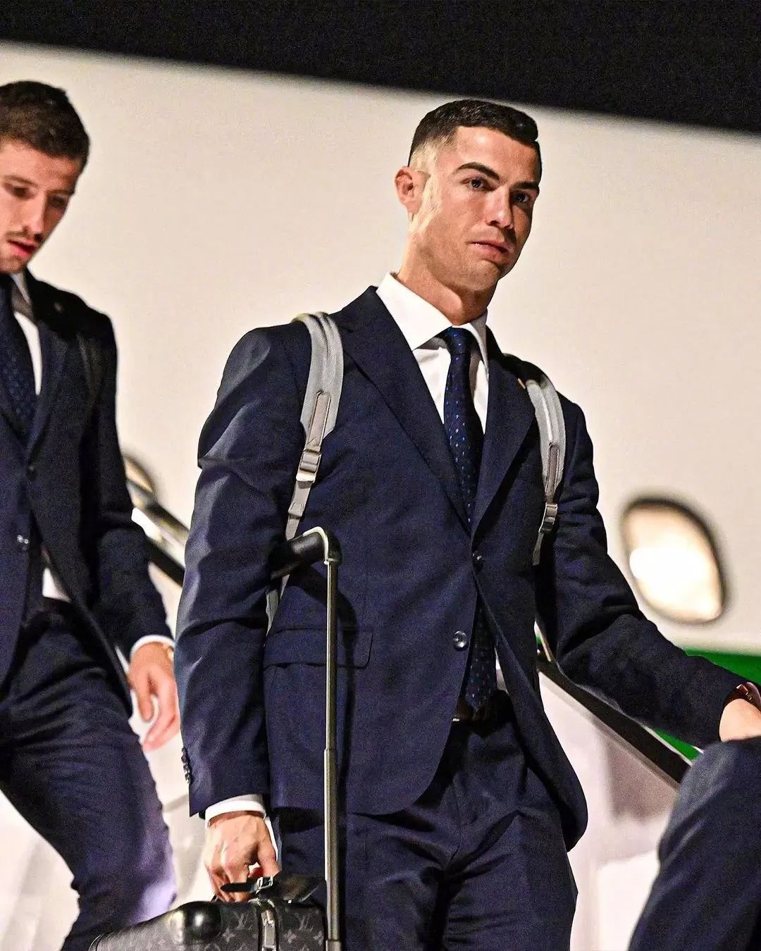 世界杯帅气球员西装,世界杯阿根廷男模队西装照高清