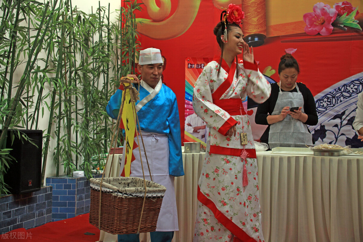 水浒传朱元璋施耐庵结局,水浒传施耐庵前后对比