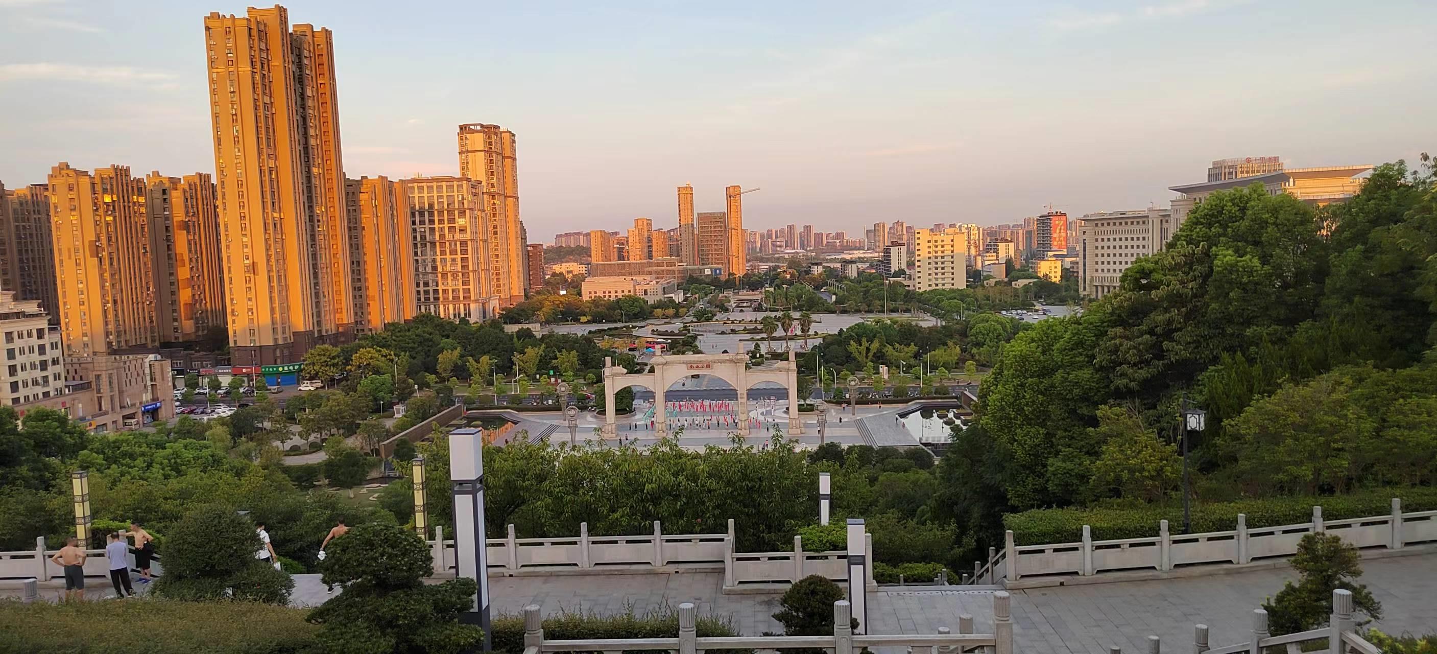 主持人开场白台词元旦晚会,主持人开场白台词大全古诗