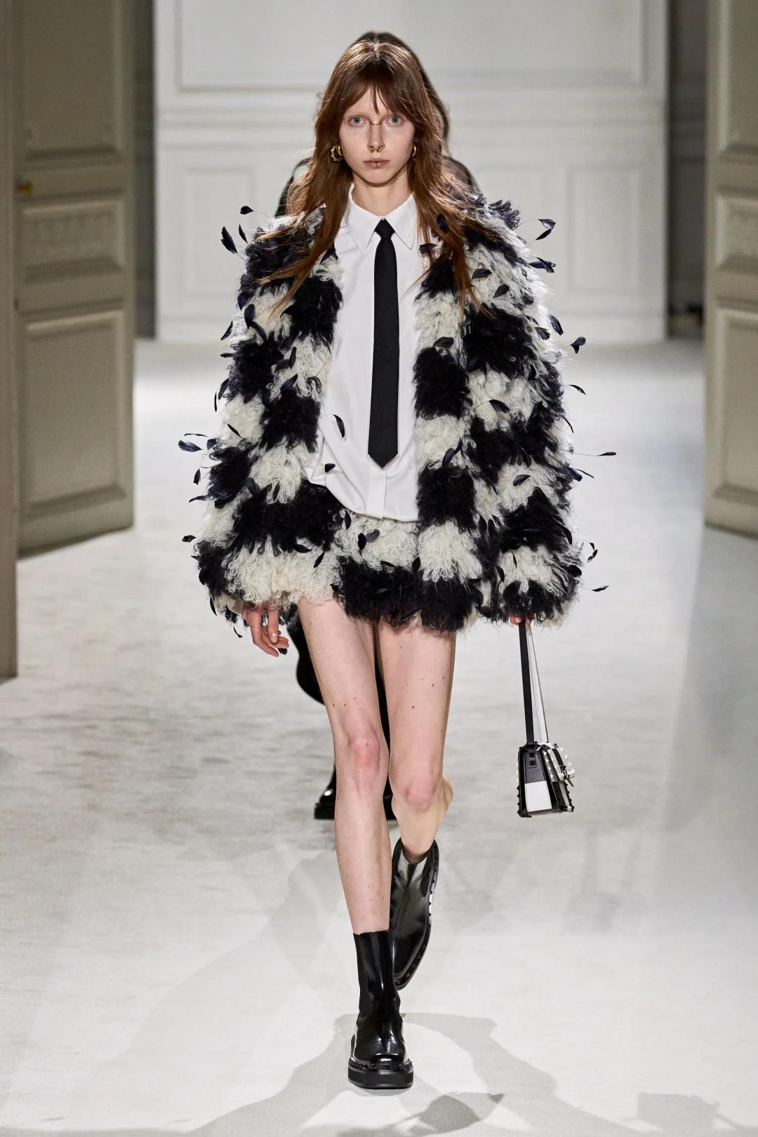 2023秋冬伦敦时装周收官,2022秋冬巴黎时装周什么时候开始