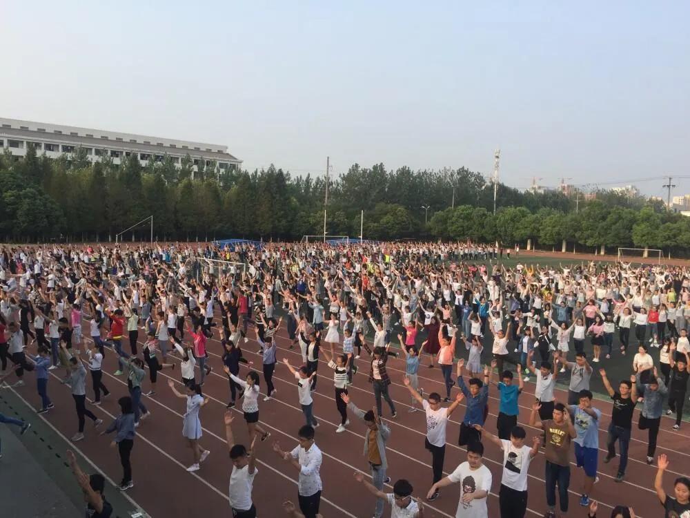 郑州富士康与河南省的关系,郑州富士康是什么行业