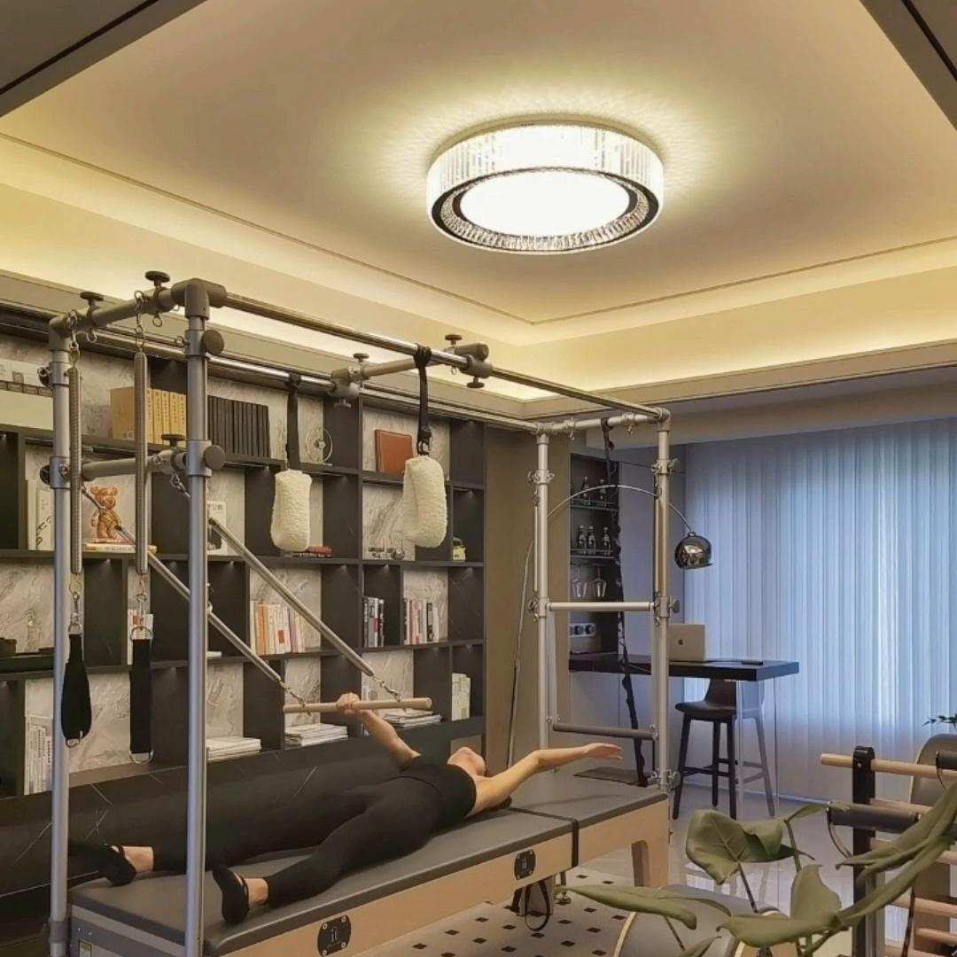 中年妇女如何练肩部力量,肩部训练可以改善高低肩