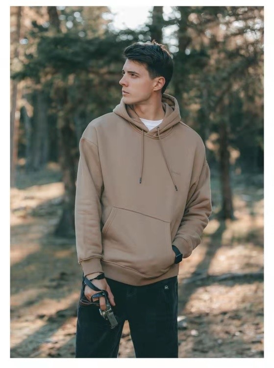 加绒卫衣外套内搭毛衣,冬天内搭是卫衣保暖还是毛衣保暖