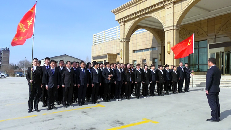 奋进新时代开启新征程新疆,奋进新时代新征程新疆