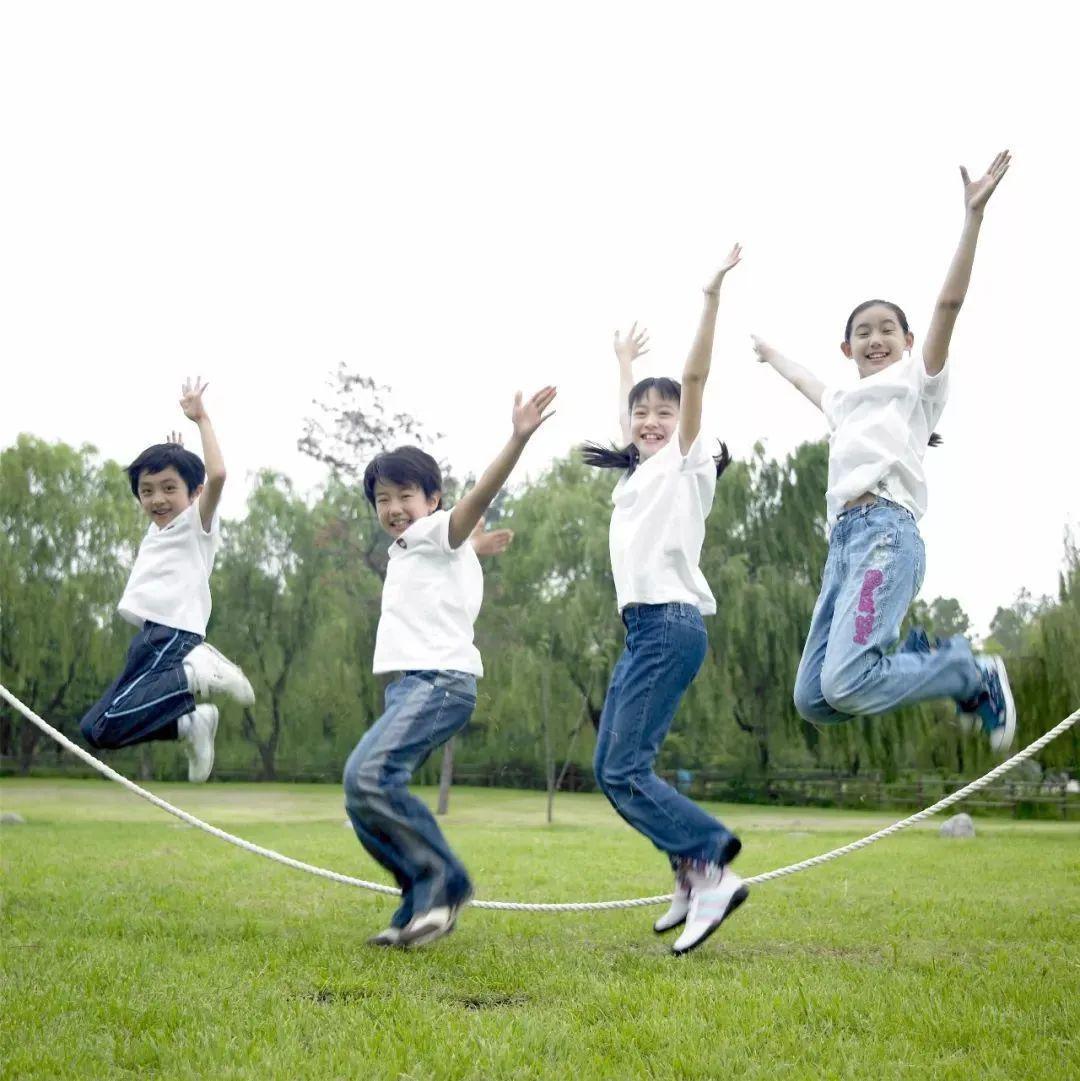 链球菌感染的患者，有发热的症状，比较常见，但多数人没有重视