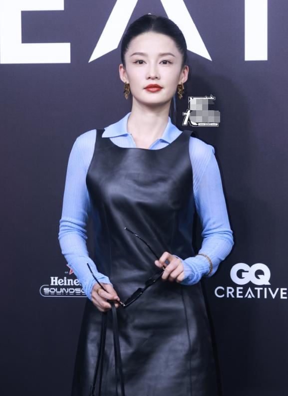 李沁gq红毯点评,gq红毯李沁第二套衣服