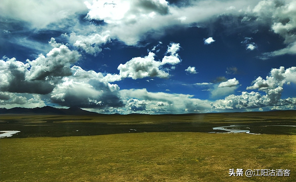 世事沧海越千年，只学陆羽煮茶闲，云淡风轻是一种难得的境界