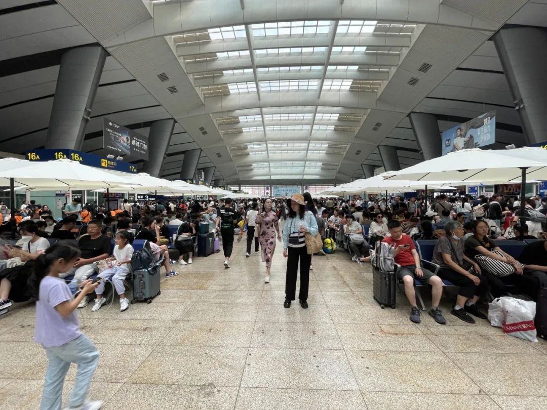 深度｜“烤验”玻璃穹顶：看起来很美，用着也要美