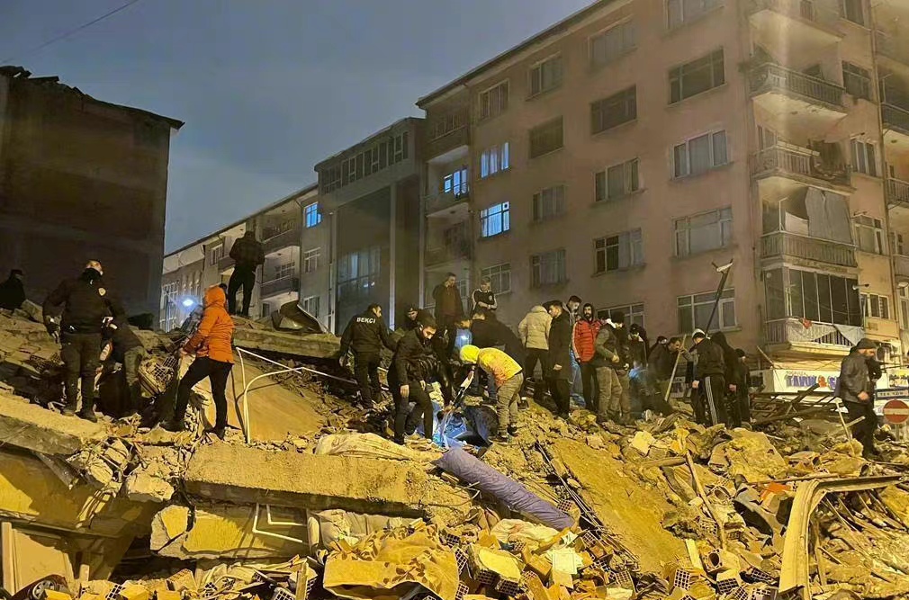 土耳其女排球员地震被埋,土耳其地震遇难的女排