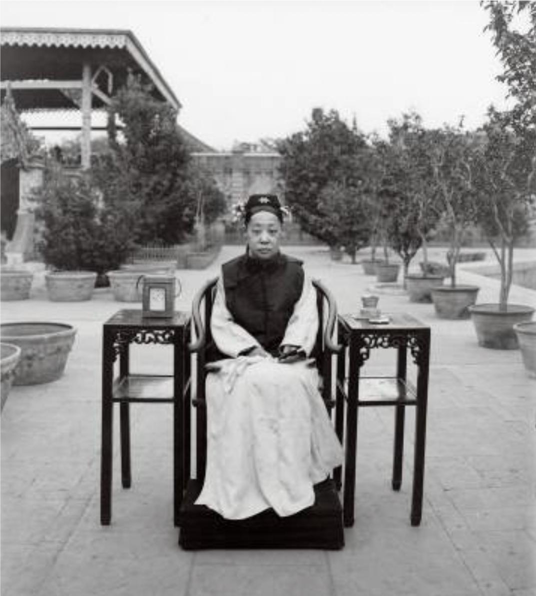 中国最后一个悲情的太监，刚阉割完毕，皇帝就宣布退位