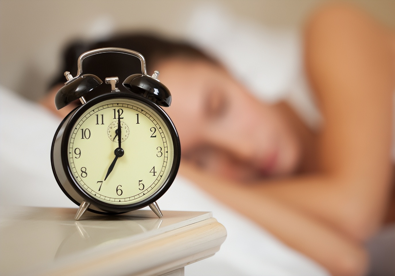 睡得越死睡眠质量越好吗,睡得越早睡眠时间短