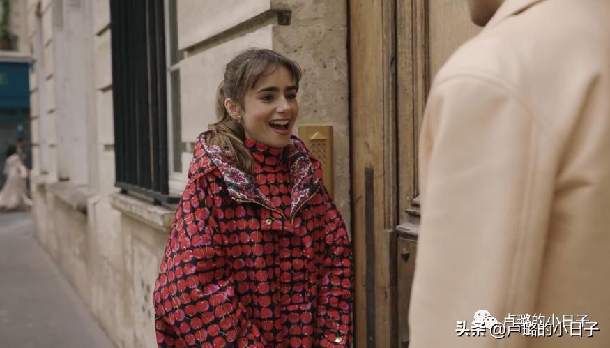 法国版小时代，狗*恋血**情刷新三观，女主的“法式”穿搭再次被吐槽