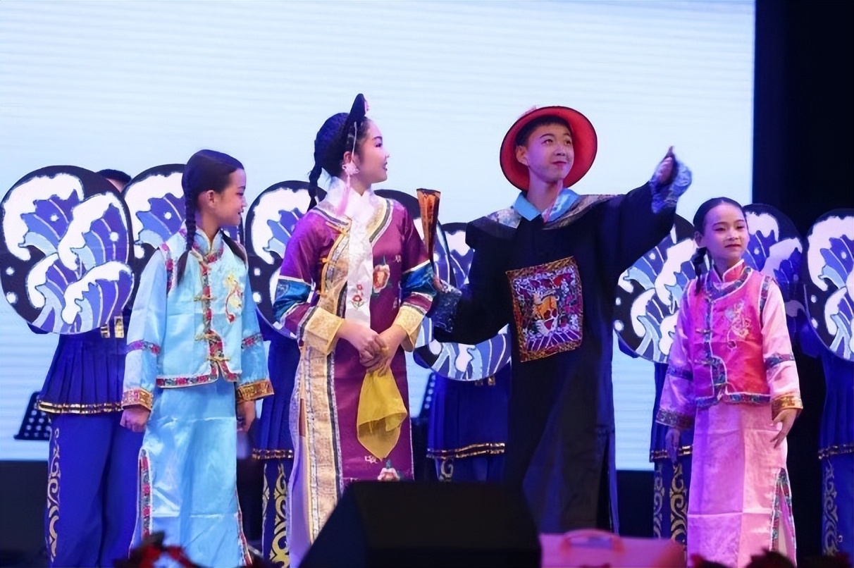 投入2个亿提档升级，新华学校未来可期！