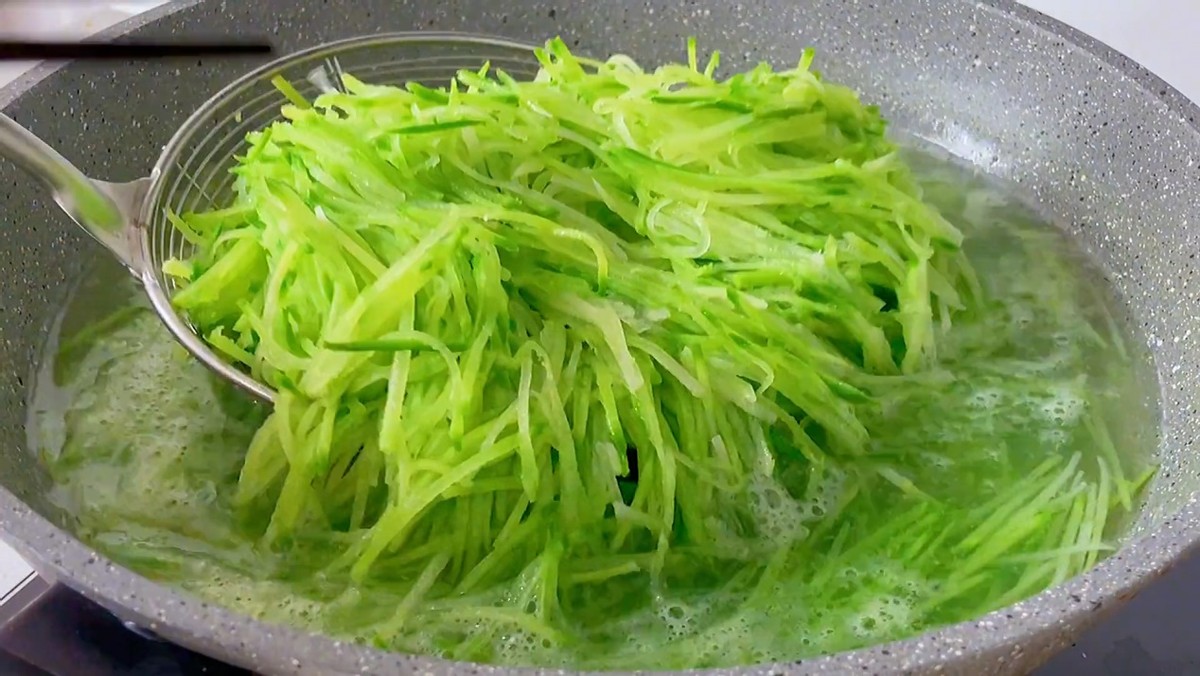 咳嗽止咳最特效中成药,咳嗽最怕三样东西