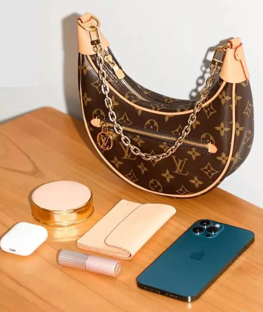 实用大牌包包大容量推荐平价,大容量有质感包包推荐