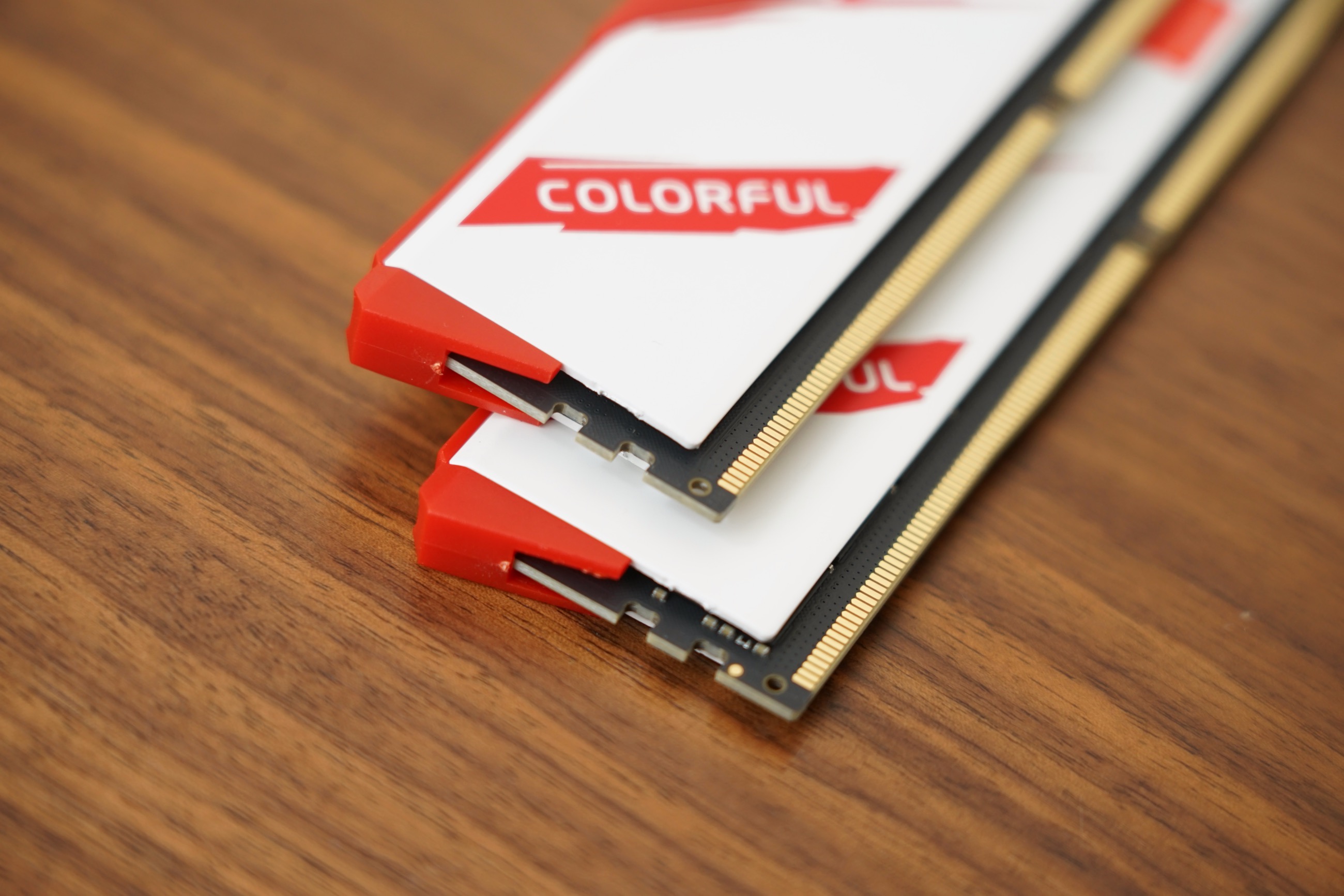 2000到3000元纯白海景房电脑配置,1800预算组装海景房电脑配置推荐