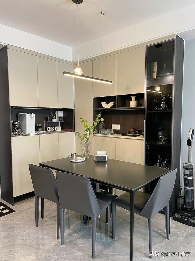 入户门鞋柜怎么设计不占空间,户型小的鞋柜怎么装修好看