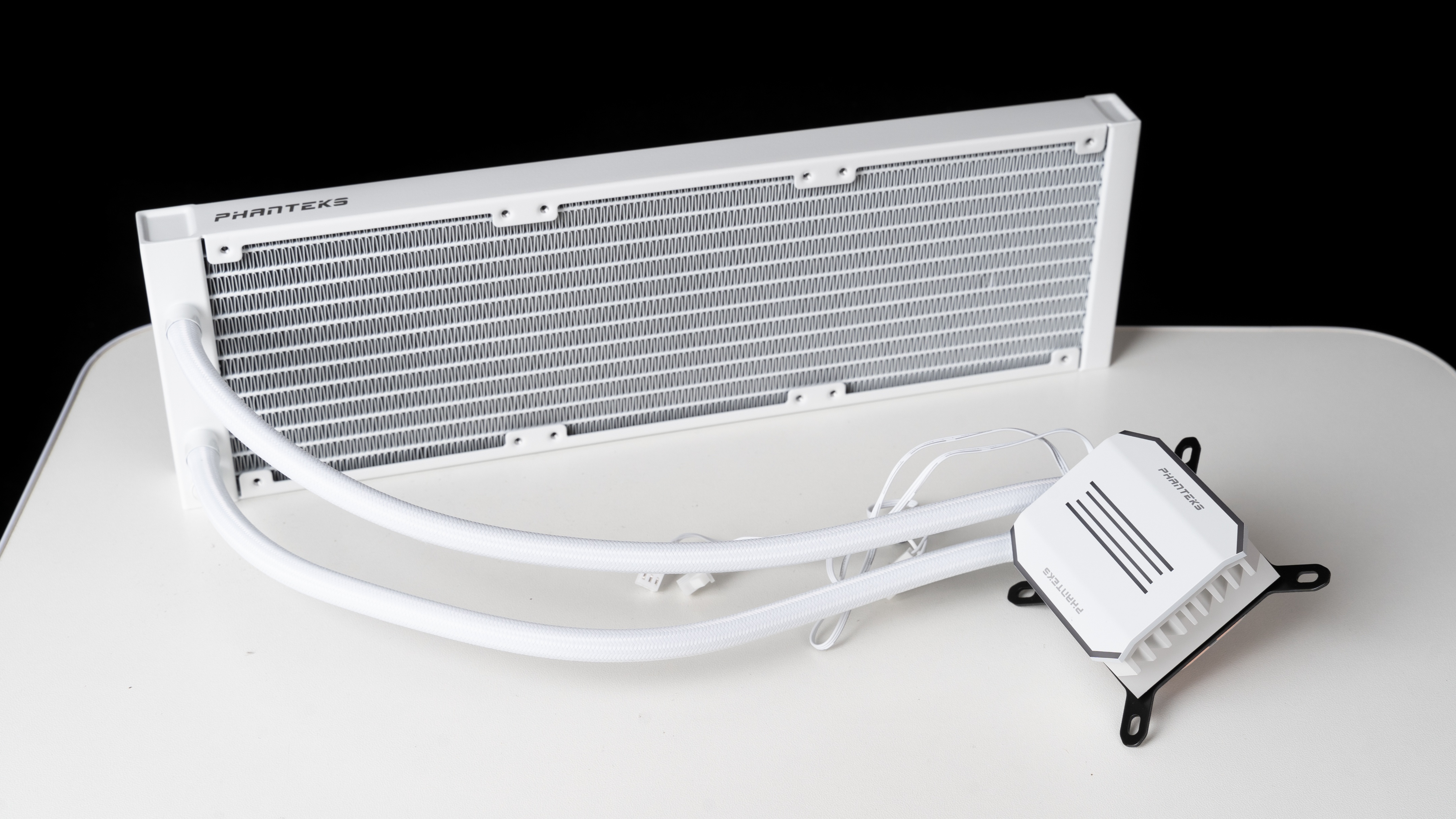 技嘉小雕b760搭配12600kf超频教程,技嘉b760m小雕wifi可以超频吗