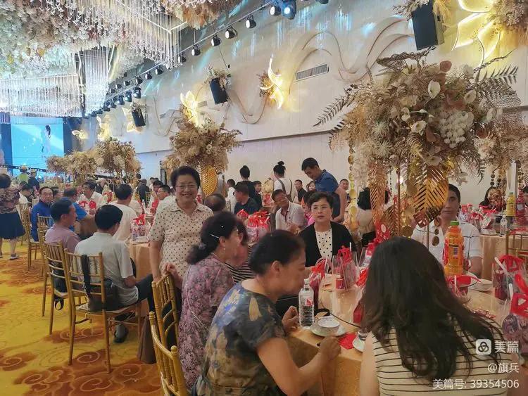 乐曲红旗颂简谱,歌曲红旗颂钢琴曲简谱