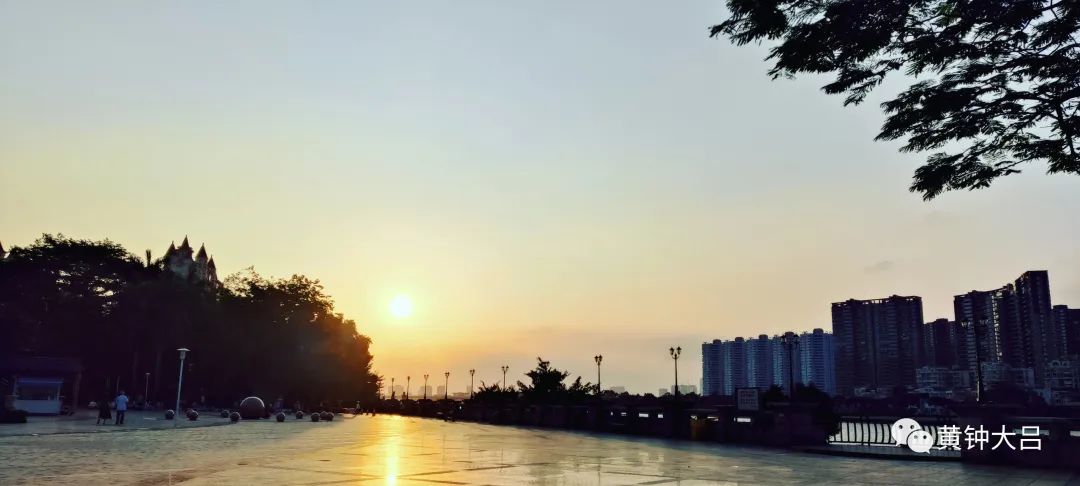 为了孩子教育就开始选学区房,到底该不该为了孩子买学区房