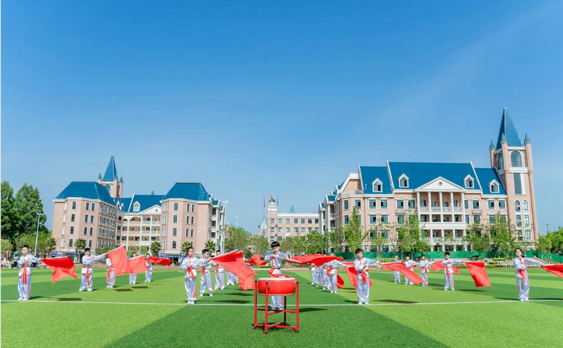 身体在奔,心在笑。新川外国语运动会,是一千种欢快的样子